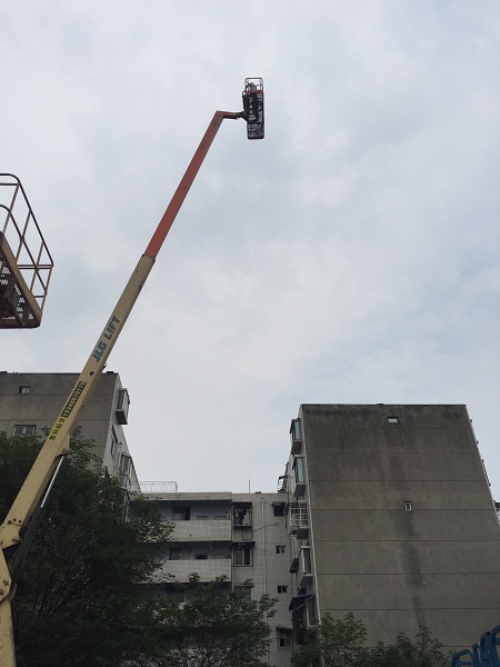 高空作业车场地存放如何保养